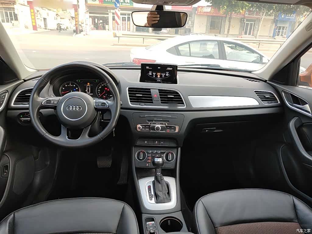 Audi Q3, 2017 10