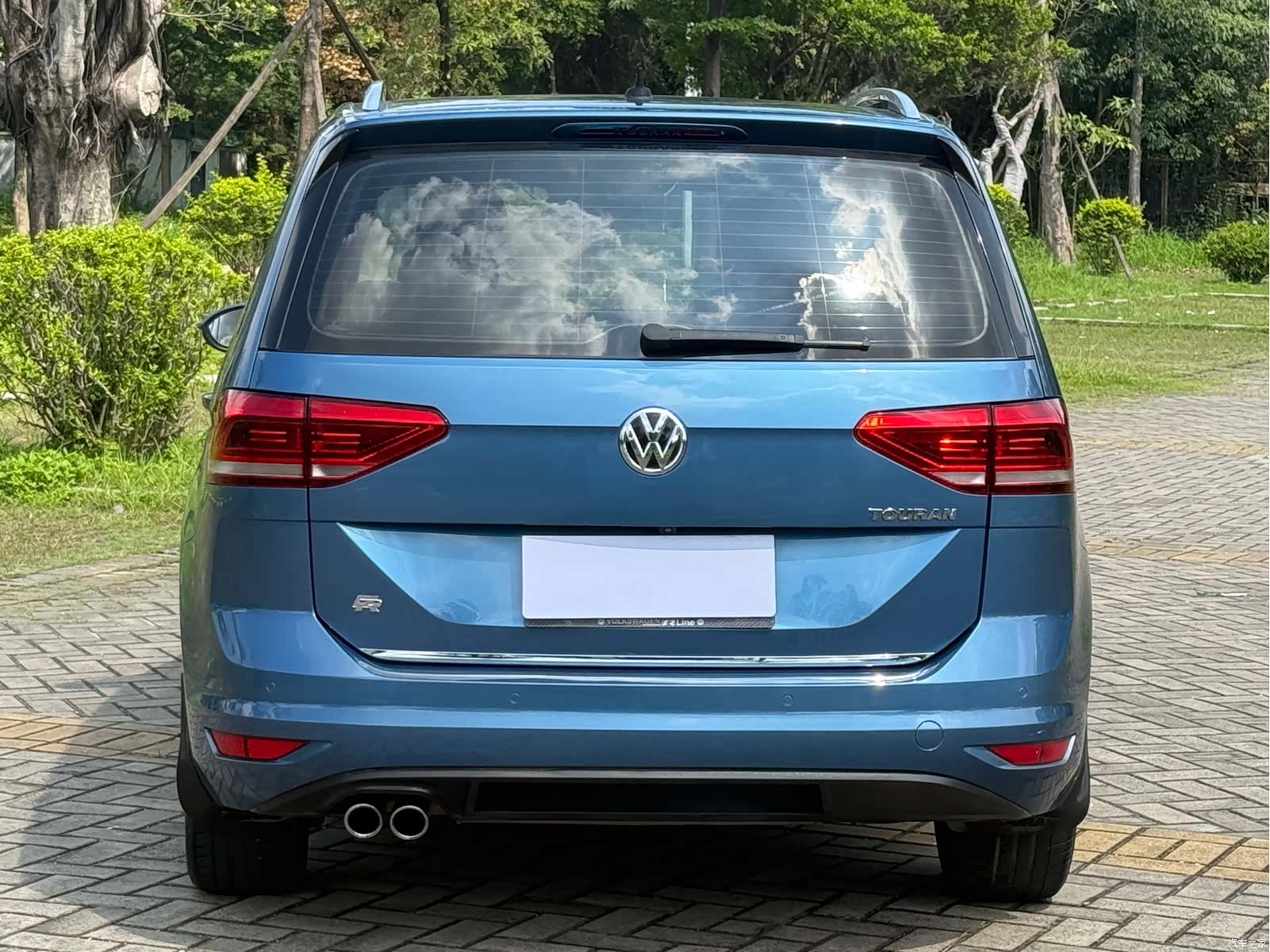 Volkswagen L, 2018 9