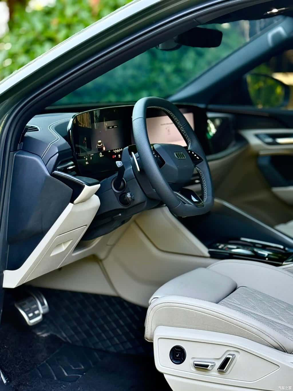 Audi Q5L, 2026 4