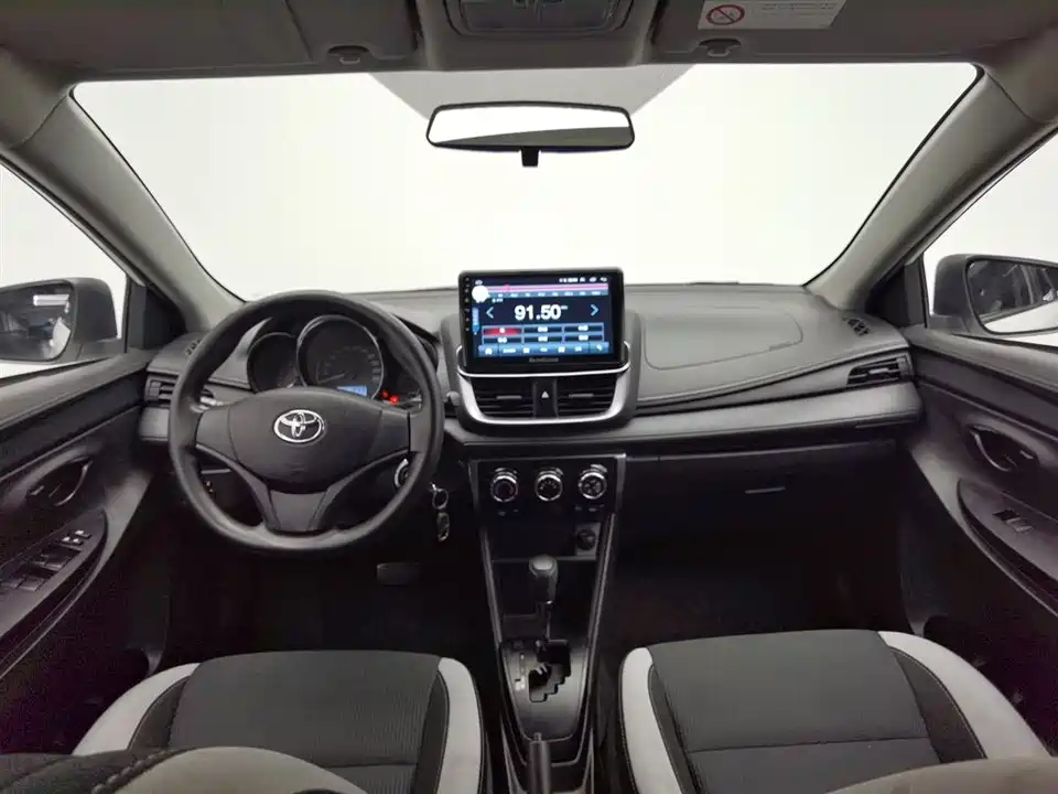 Toyota YARiS L Zhixuan