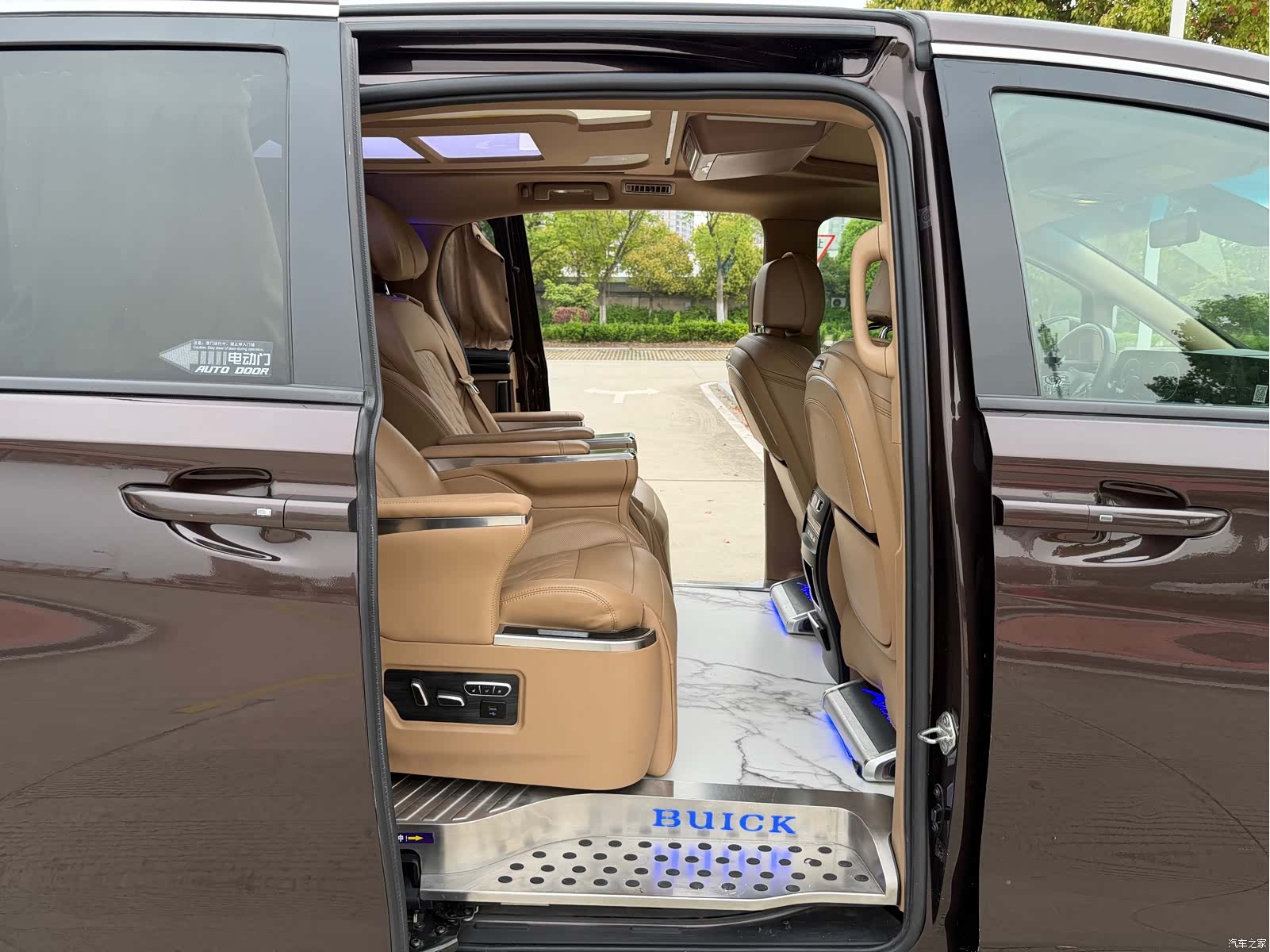 Buick GL8, 2020 18