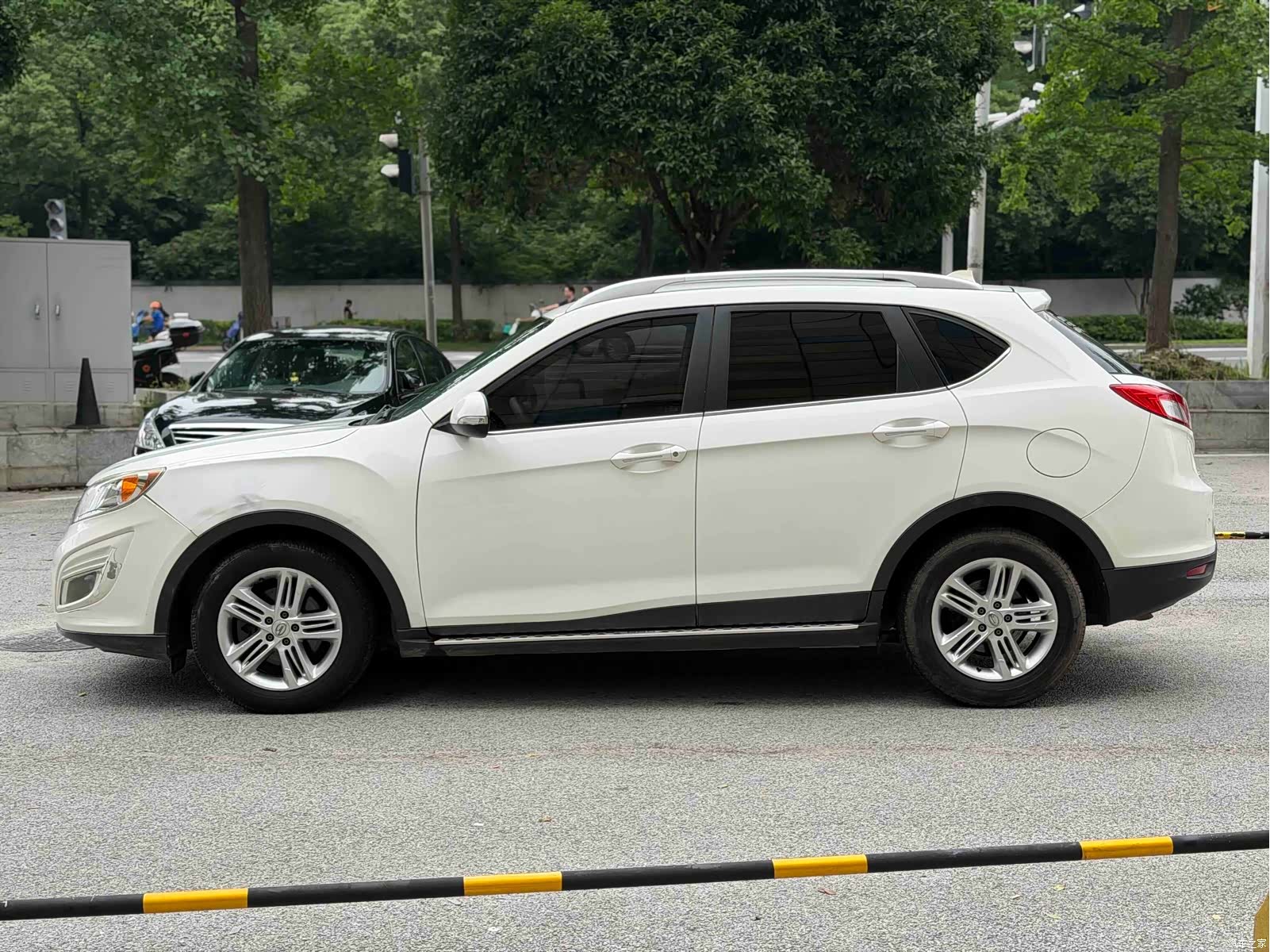 GAC GS5, 2014 4