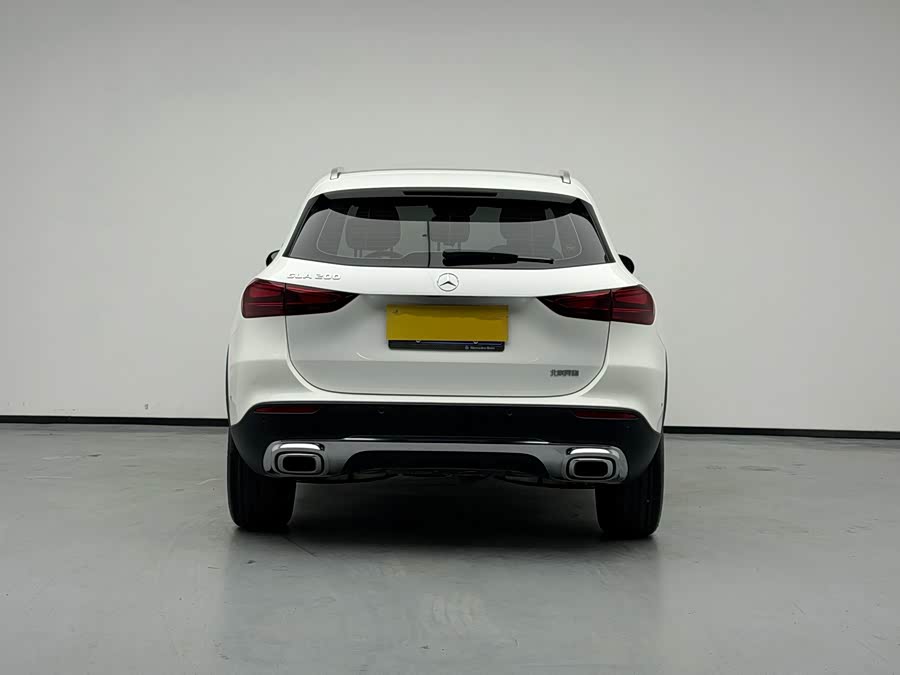 Mercedes-Benz GLA 2024, фото 3
