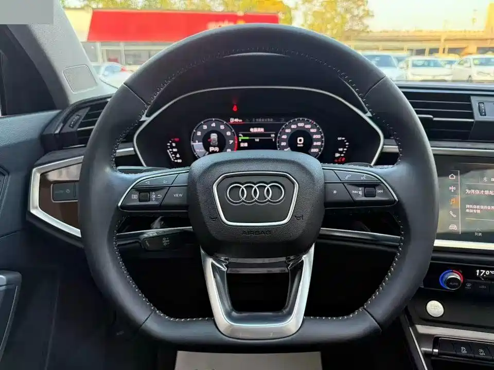 Audi Q3 Audi Q3