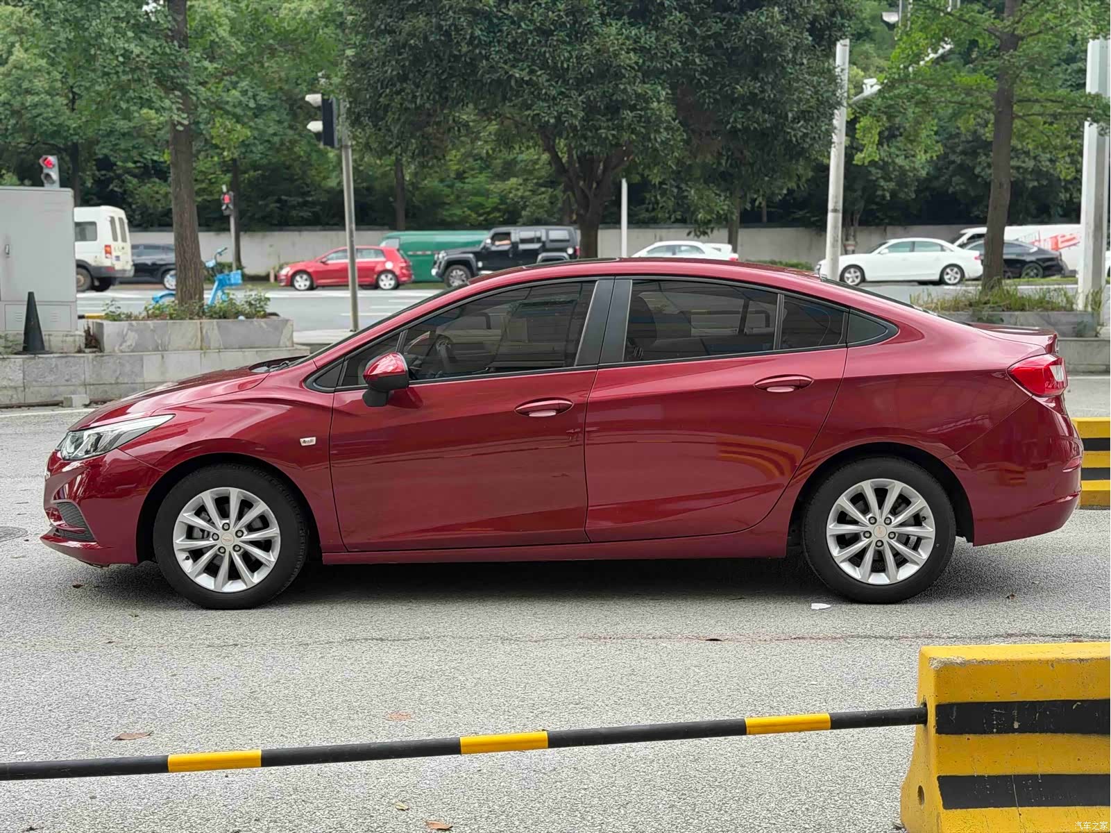 Chevrolet 320, 2018 4