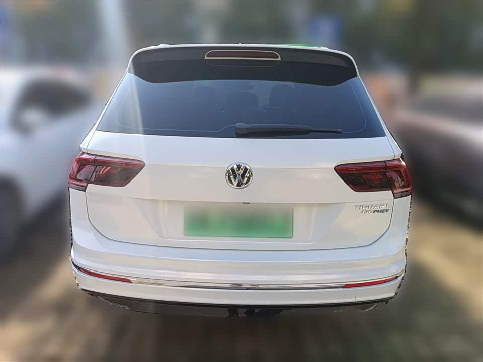 Volkswagen Tiguan L