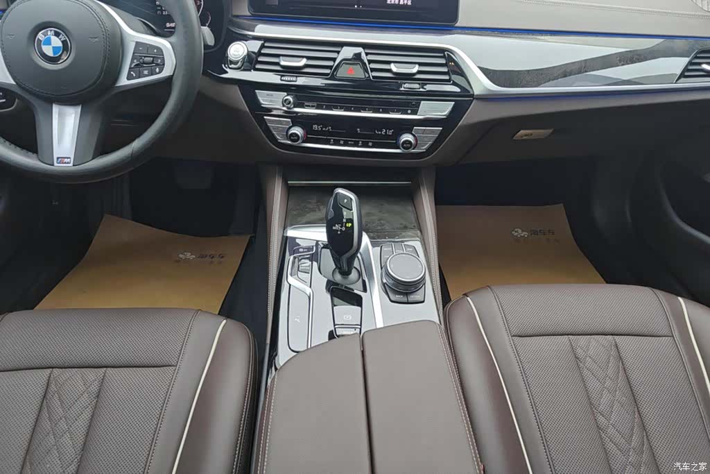 BMW 5 Series, 2021 16