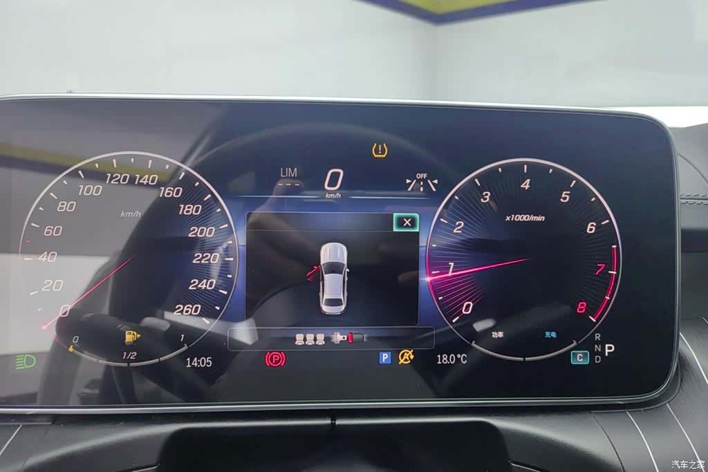 Mercedes-Benz C-Class, 2023 14