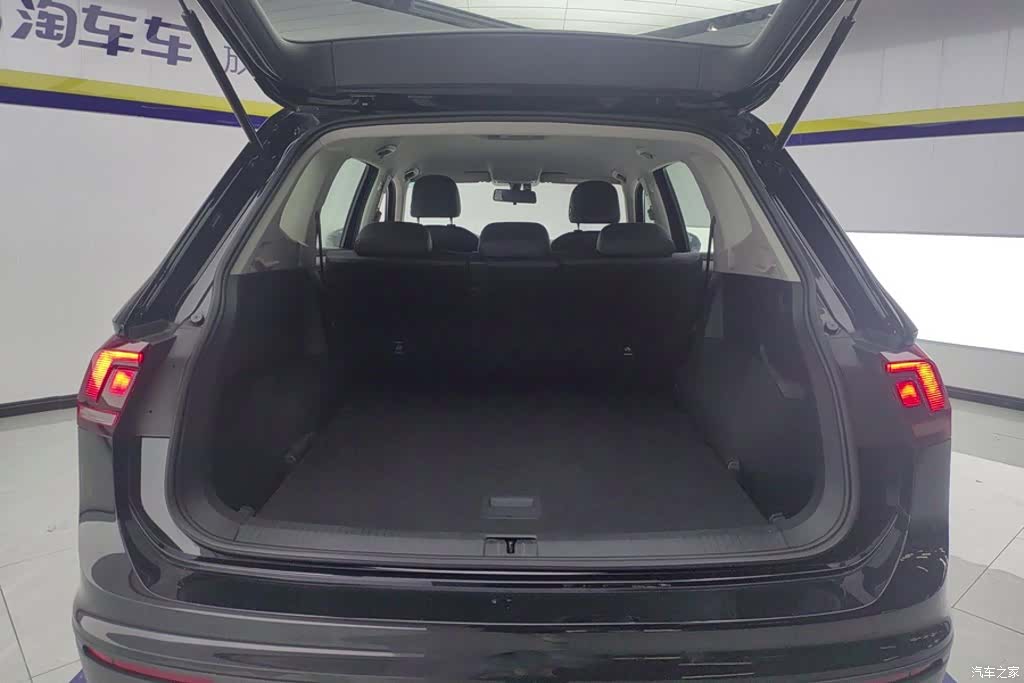 Volkswagen Tiguan L, 2021 4