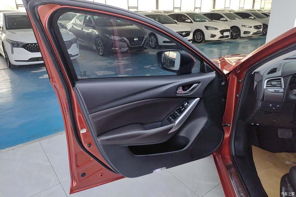 Mazda Atenza, 2018 7