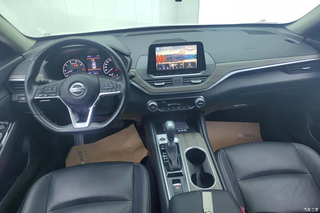 Nissan Teana, 2022 12