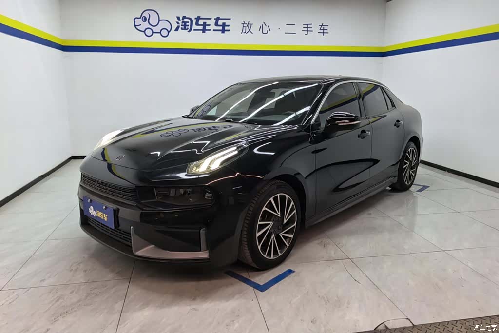 Lynk & Co 02