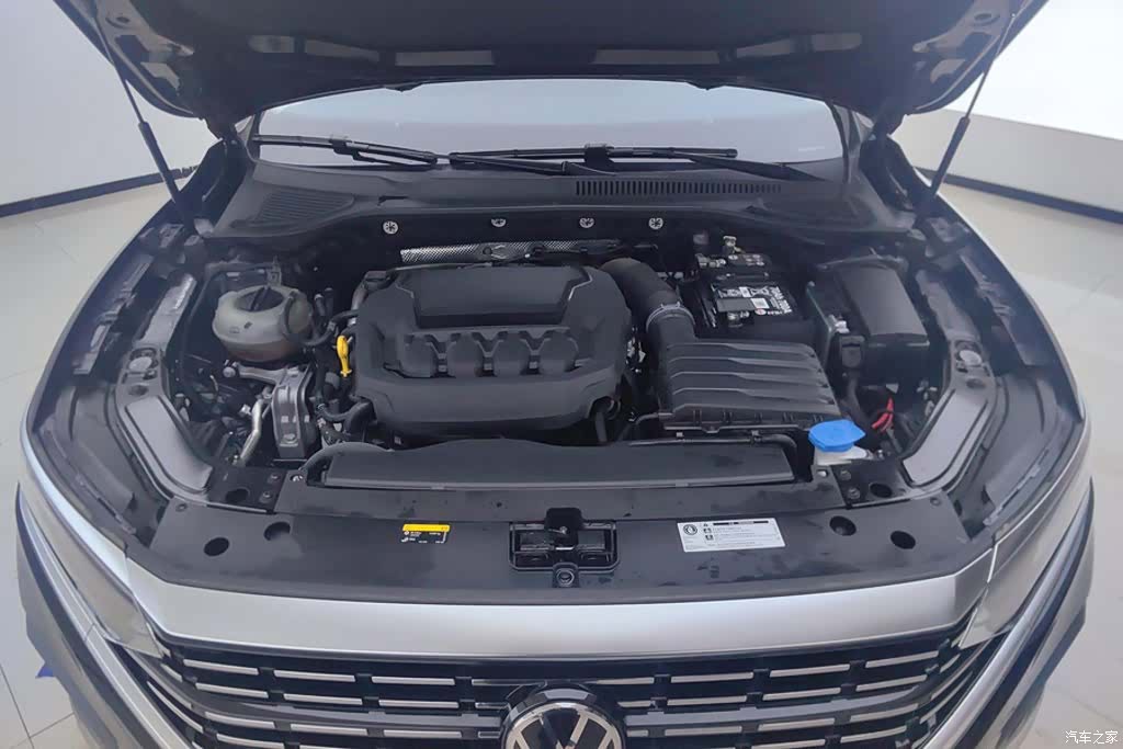 Volkswagen Passat, 2024 10