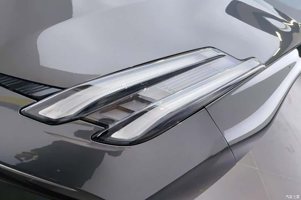 Lynk & Co 02, 2023 все фото