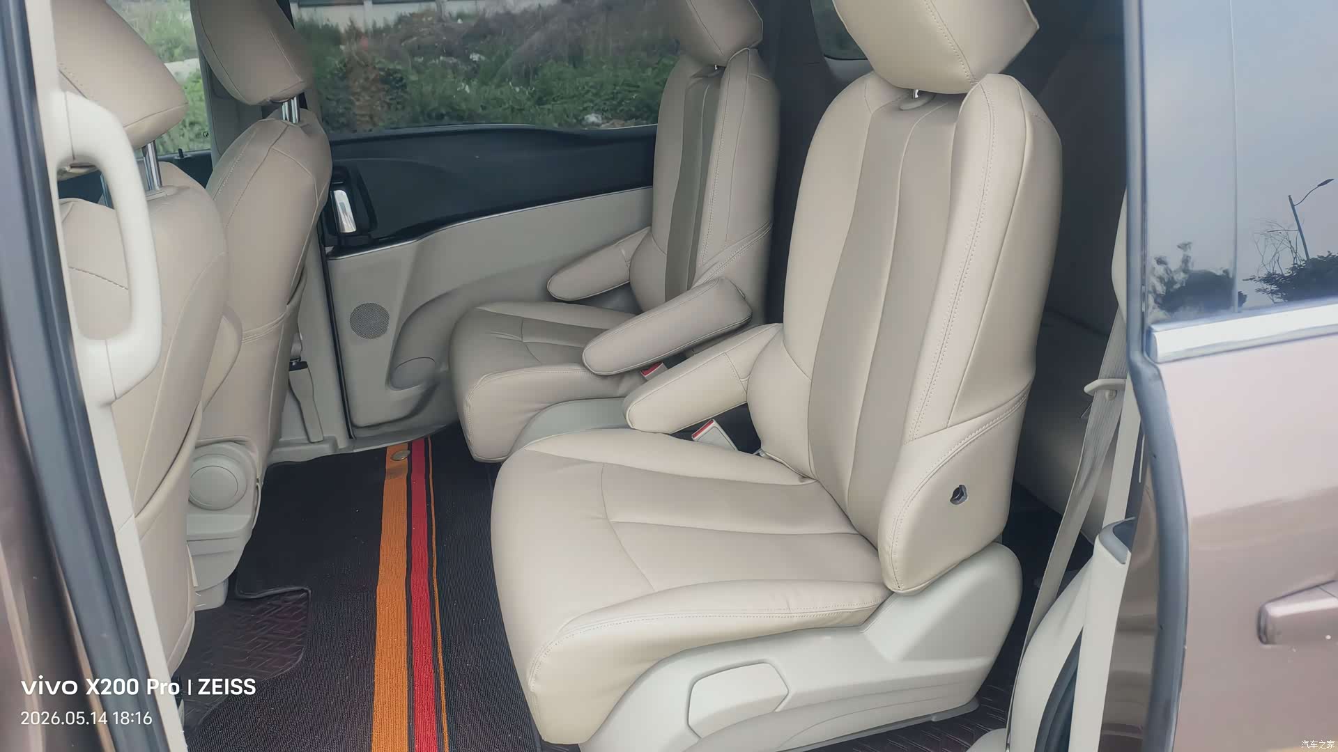 Buick GL8, 2019 8