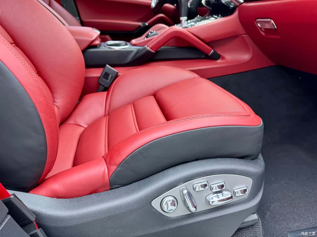 Porsche Cayenne, 2013 23