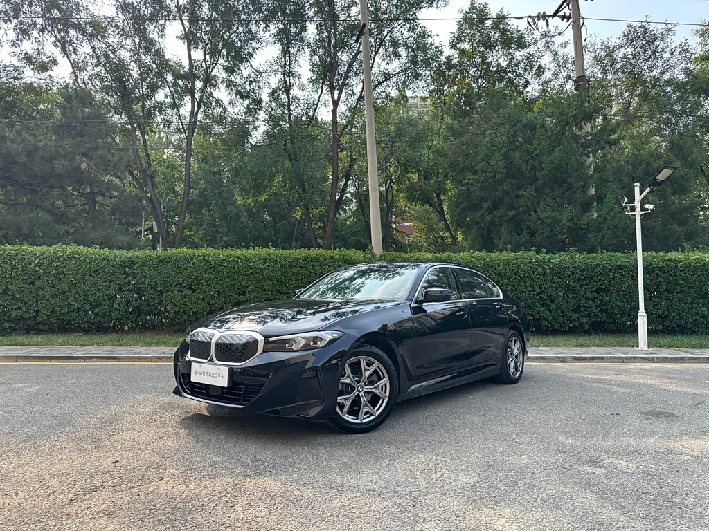 BMW i3 2026 eDrive 35 L