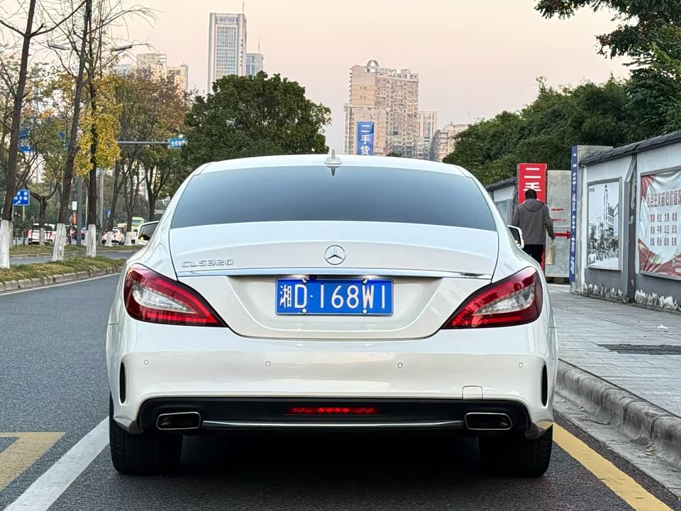 Mercedes-Benz CLS