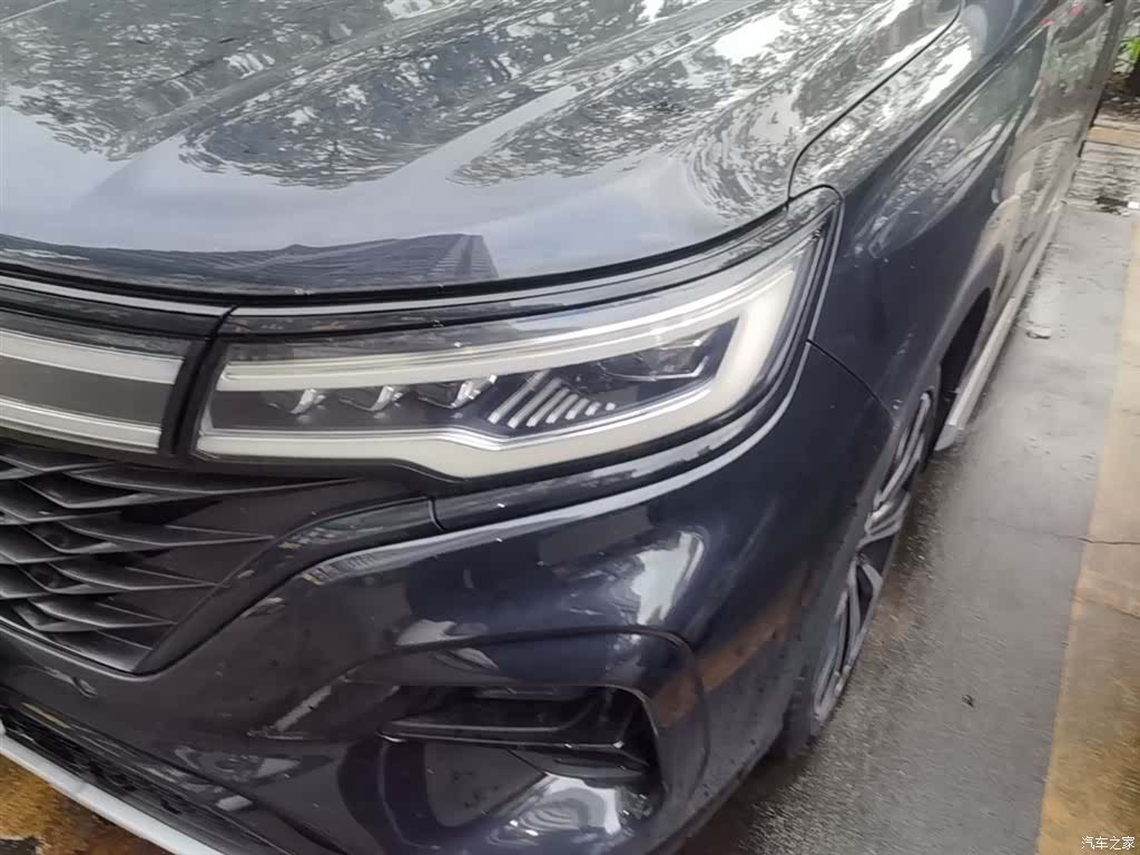 Roewe RX5, 2021 24