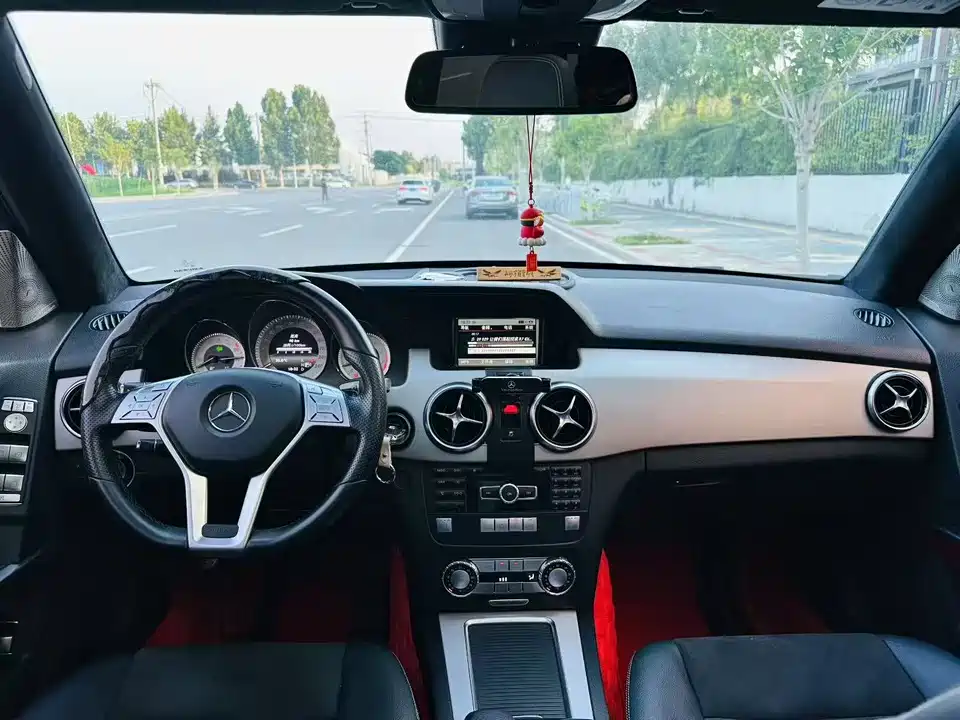 Mercedes-Benz GLK class