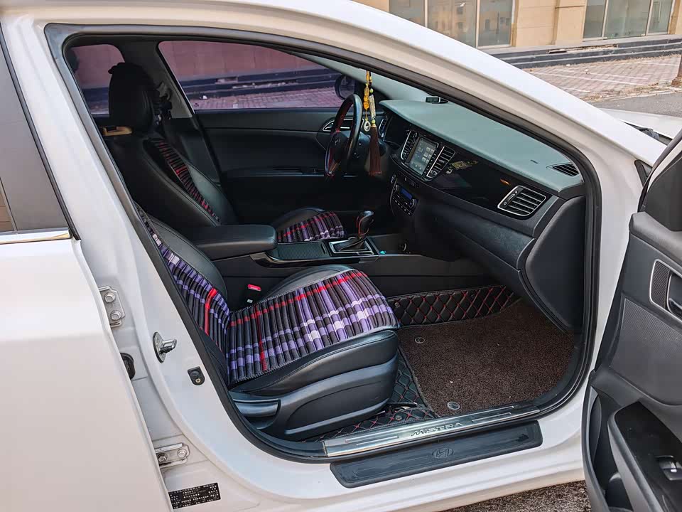 Hyundai Name picture