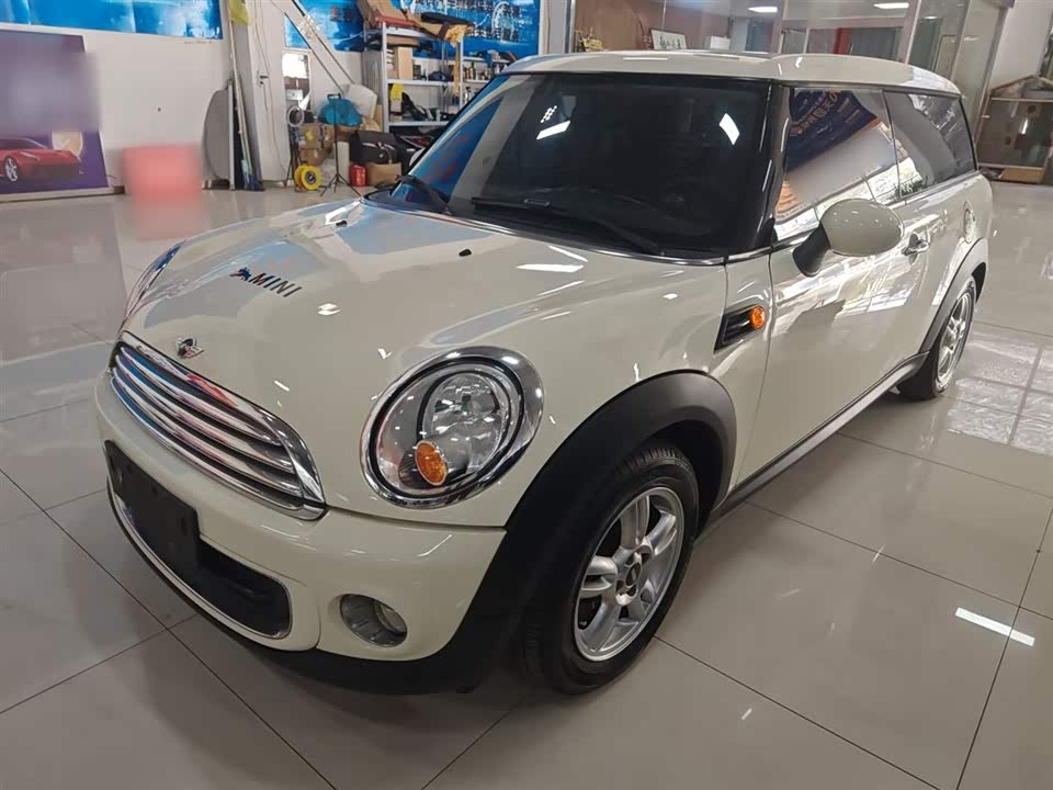 MINI CLUBMAN