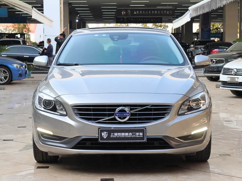 Volvo S60