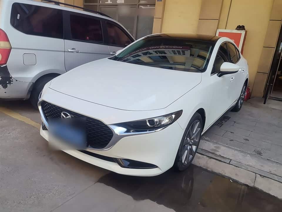 Mazda 3 Angkesaila