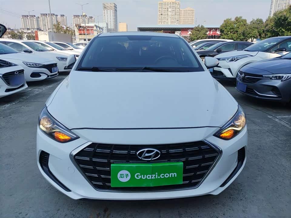 Hyundai Lead