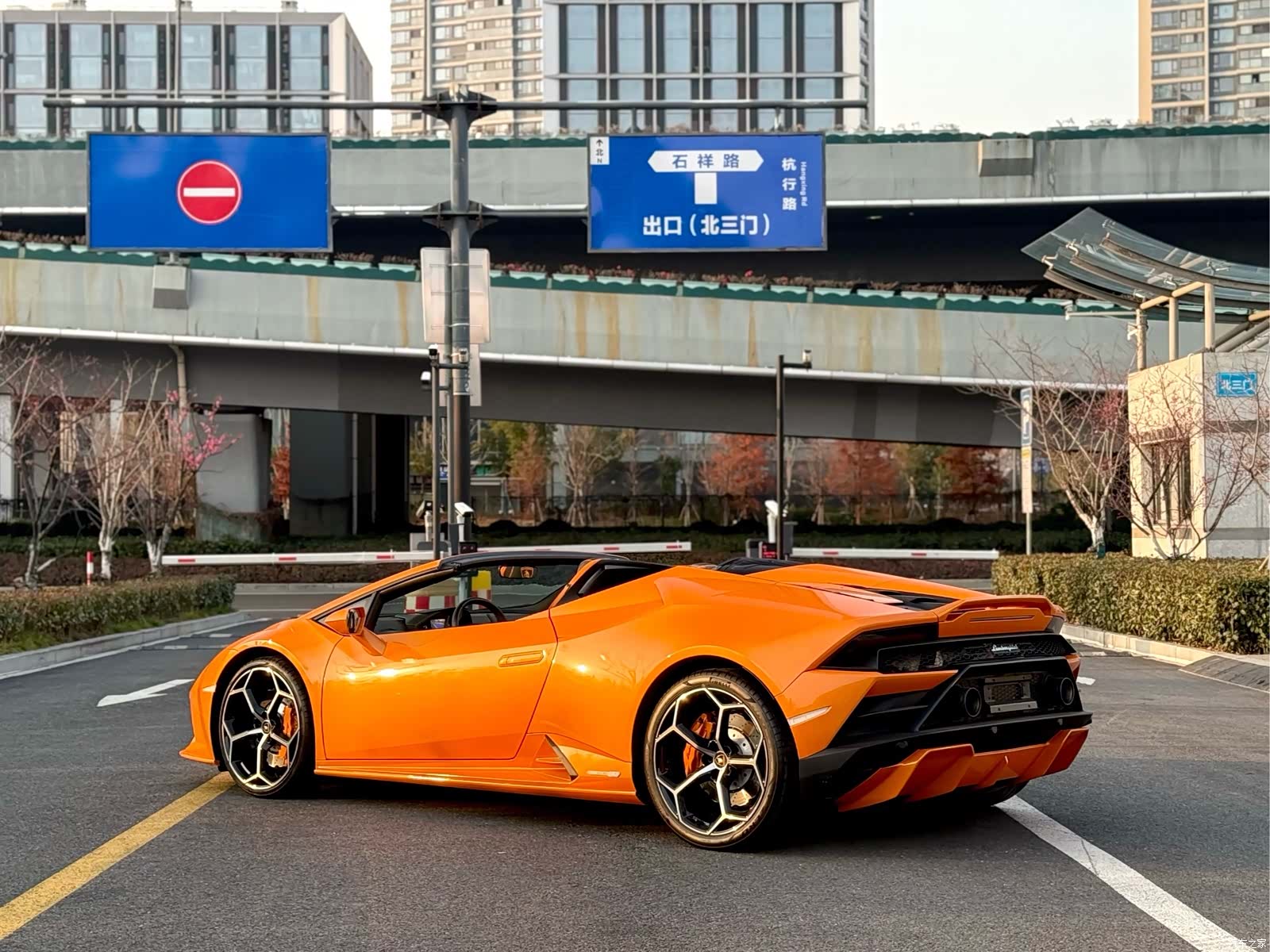 Lamborghini Huracán, 2023 7