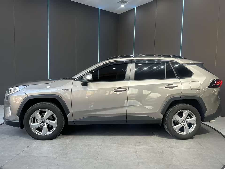 Toyota RAV4 Rongfang
