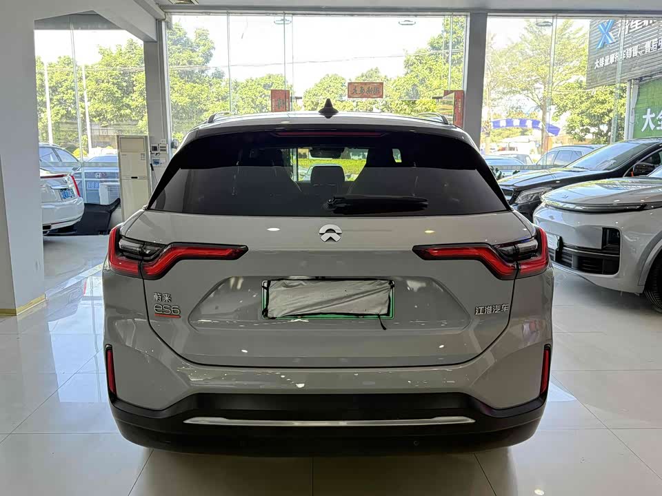 NIO ES6