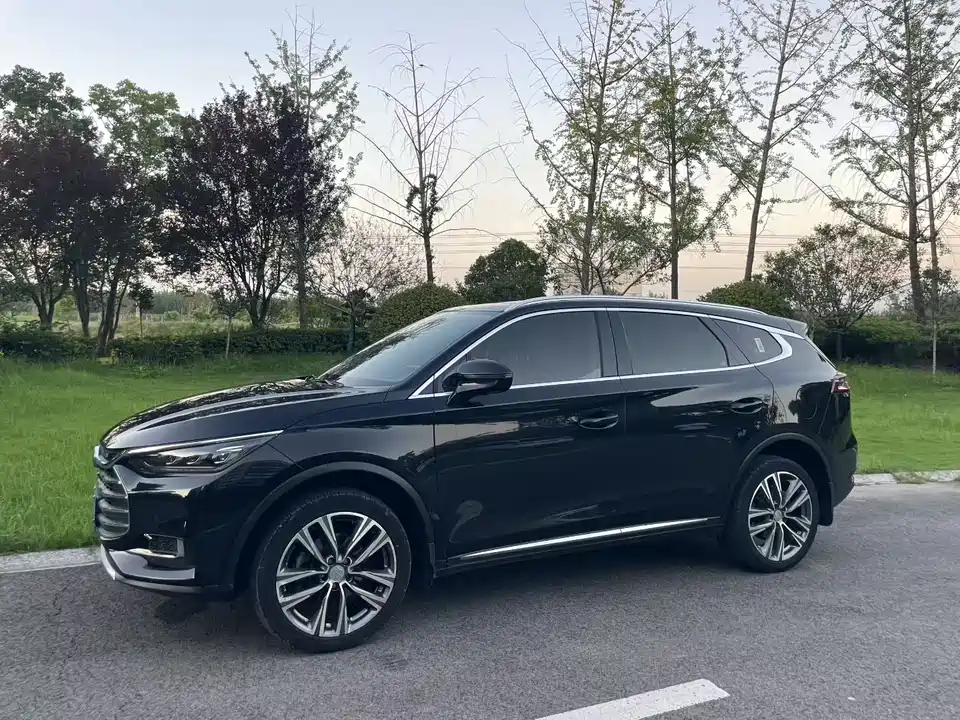 BYD Tang