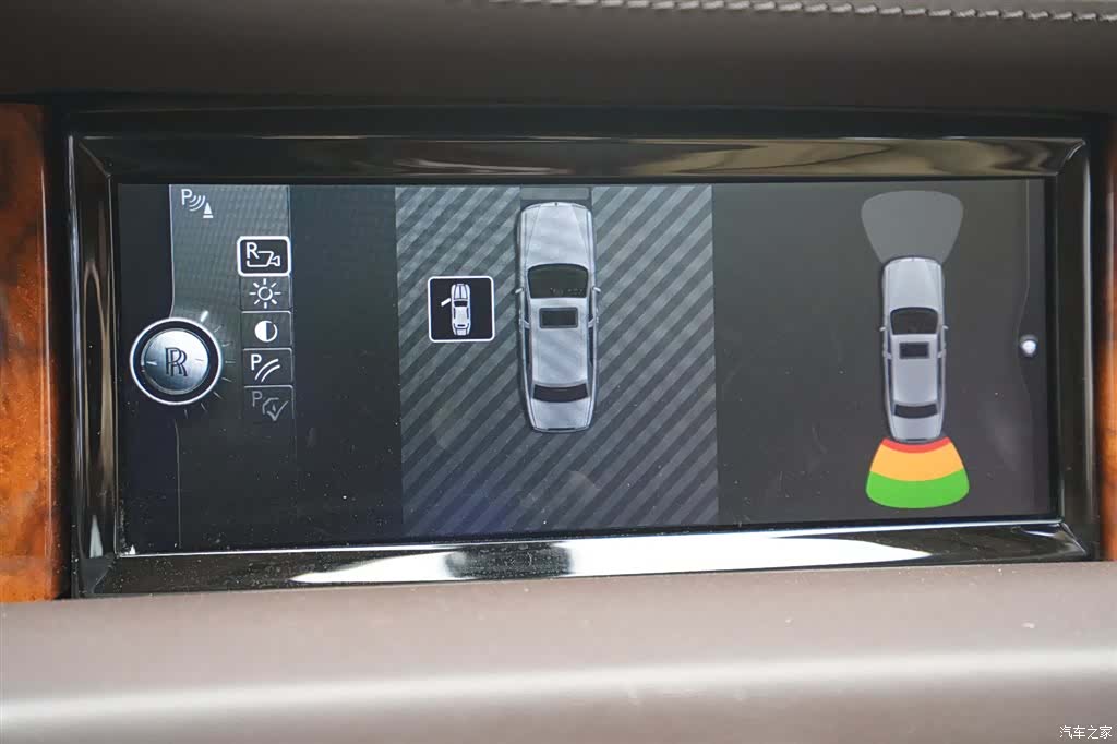 Rolls-Royce Phantom, 2013 8