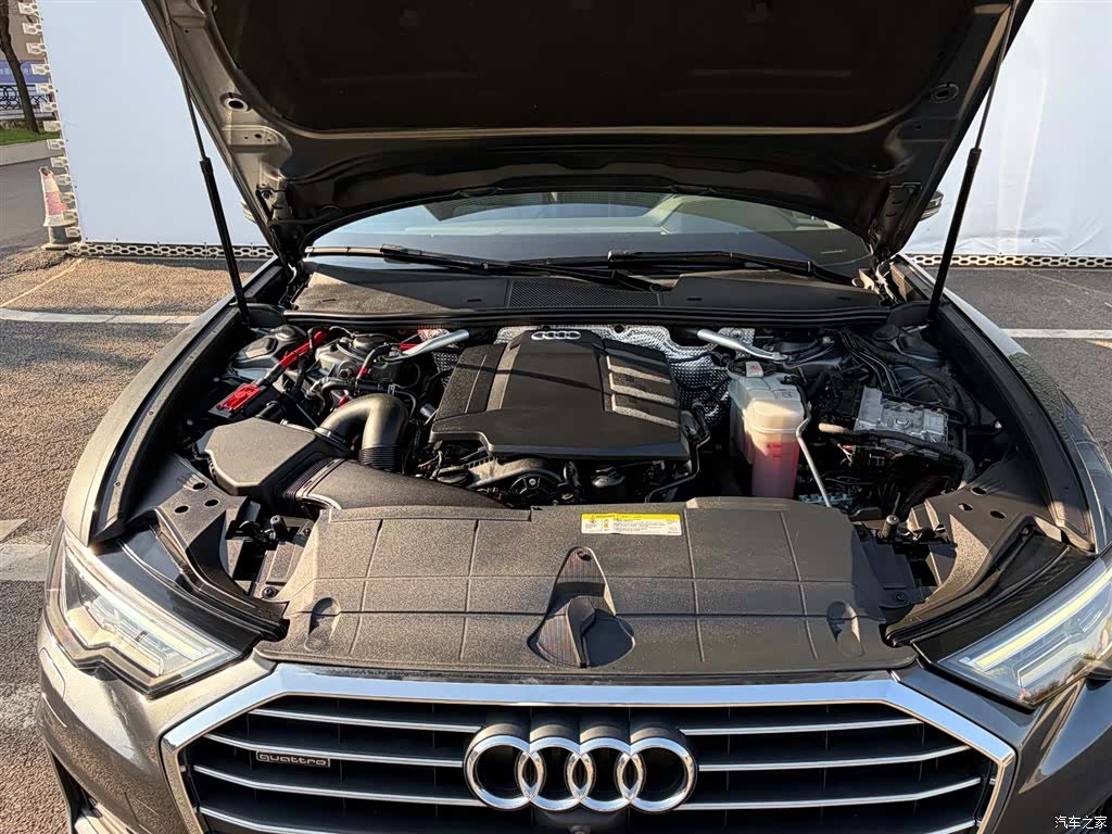 Audi A6L, 2019 25