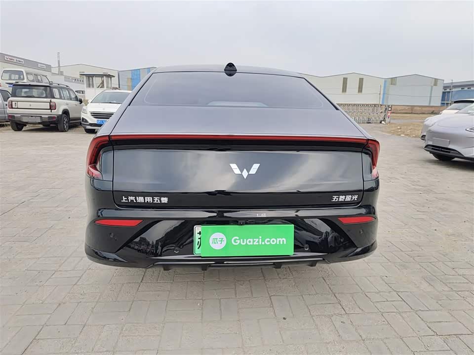 Wuling Wuling Starlight