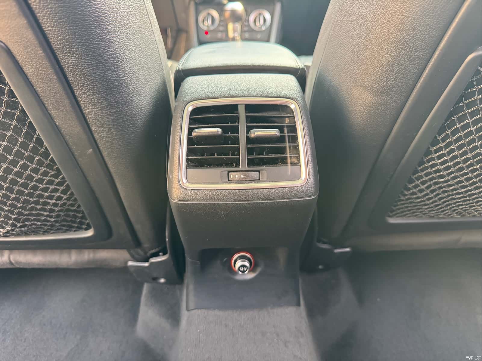 Audi Q3, 2013 11