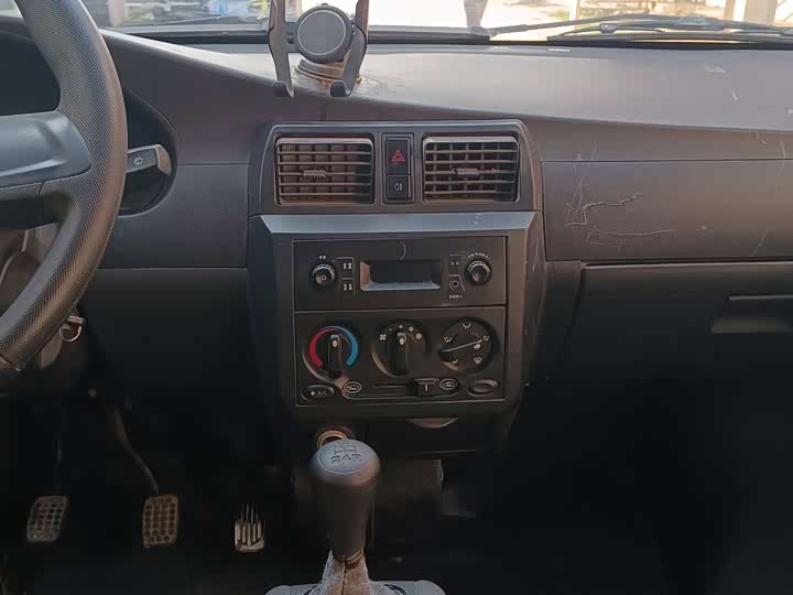 Wuling Rongguang 2011 1.2L ji ben xing