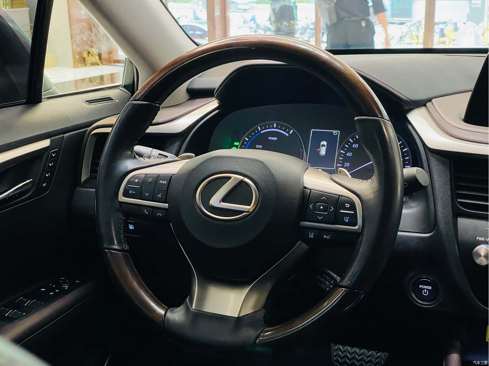 Lexus RX, 2019 18
