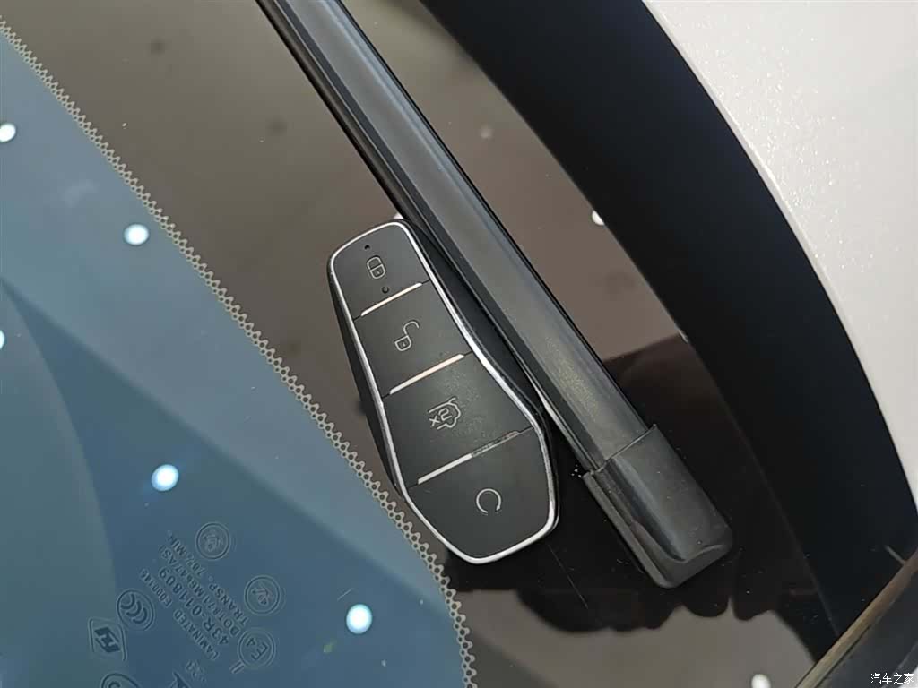 BYD Han, 2023 17