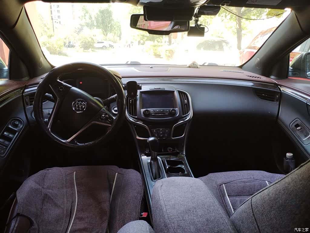Buick LaCrosse, 2015 10