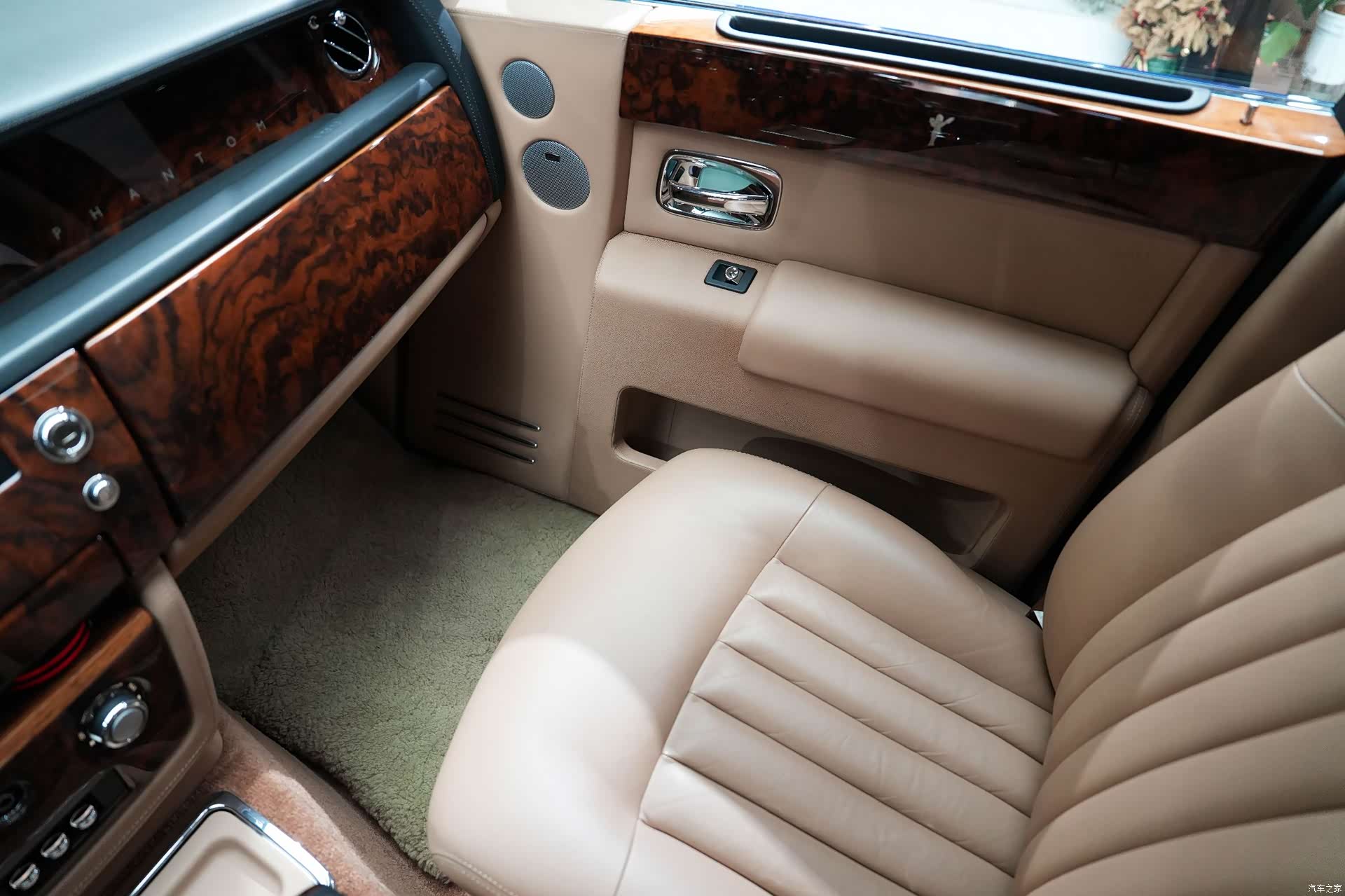 Rolls-Royce Phantom, 2008 29