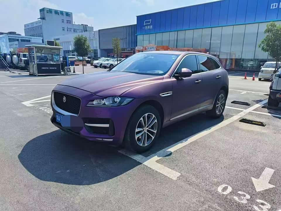 Jaguar F-PACE