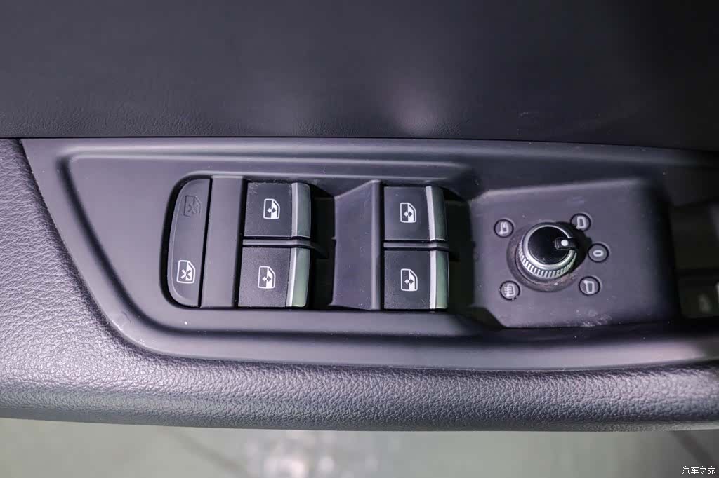 Audi A4L, 2020 15