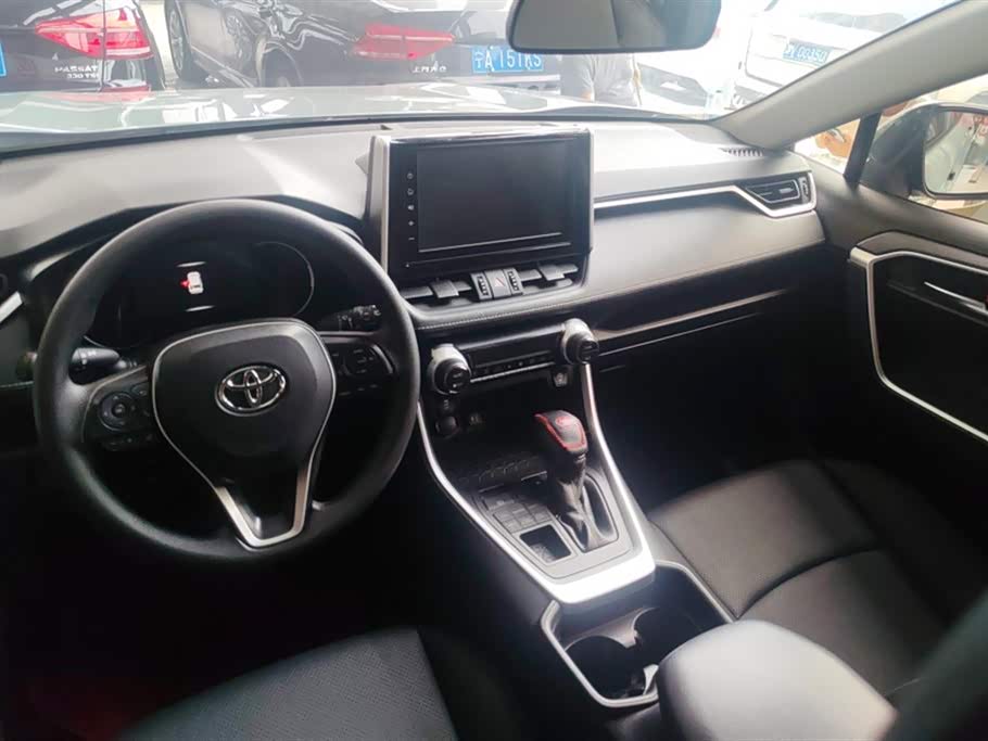 Toyota RAV4 Rongfang