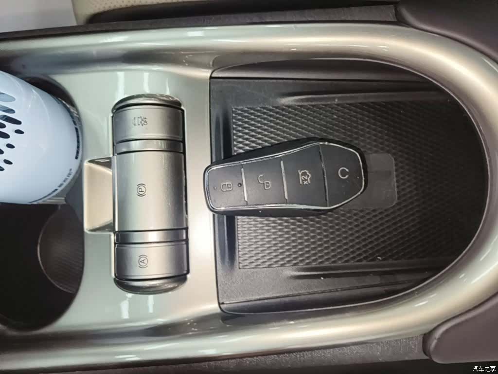 BYD Dolphin, 2024 9