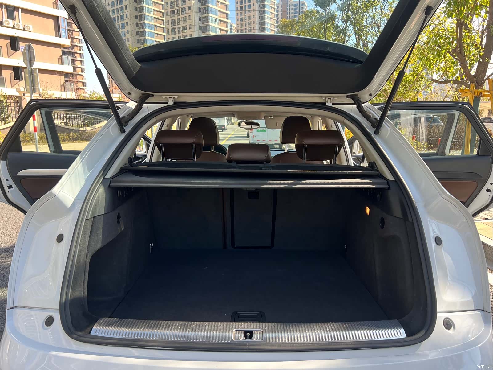 Audi Q3, 2013 18