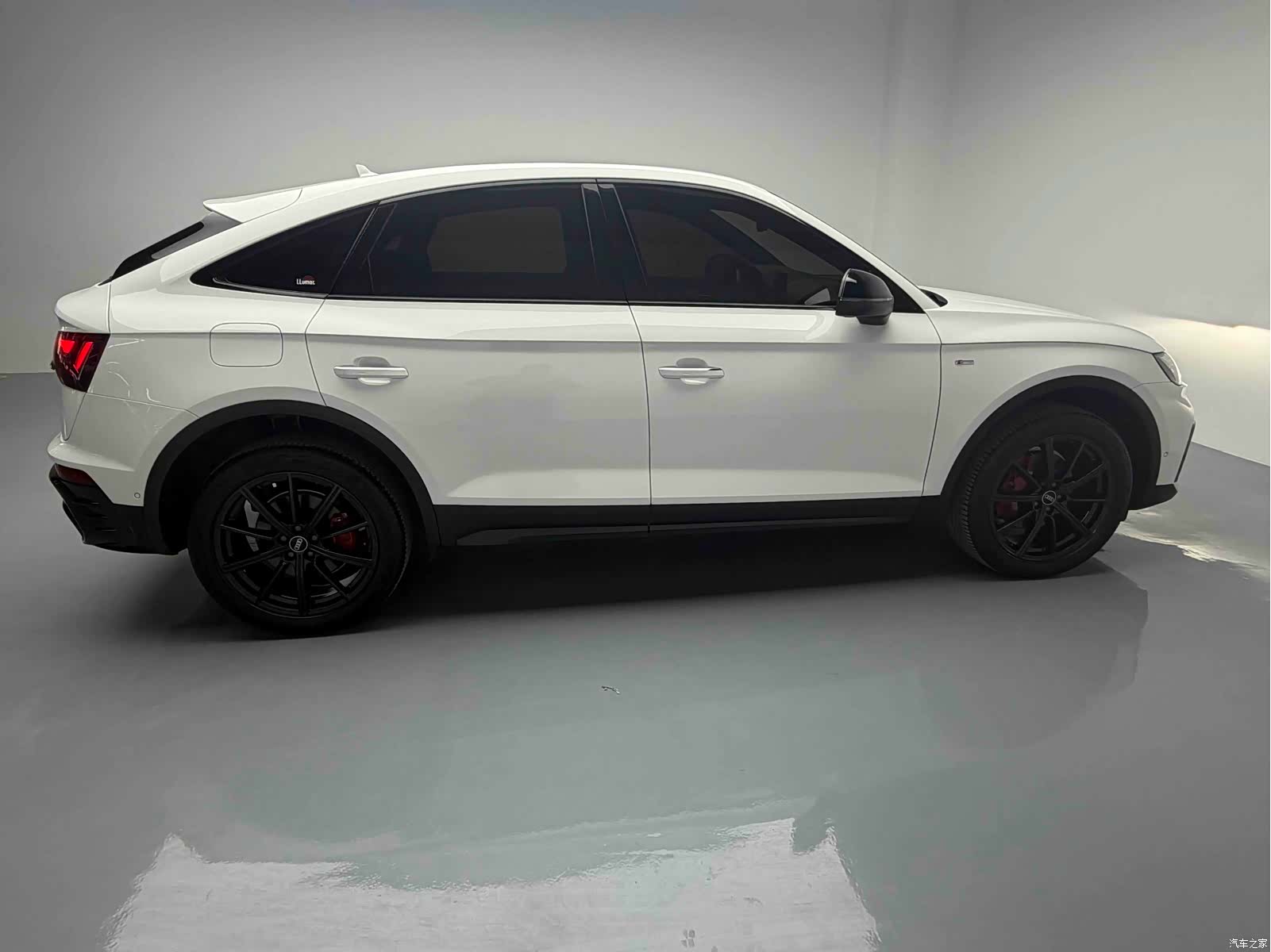 Audi Q5L, 2021 11