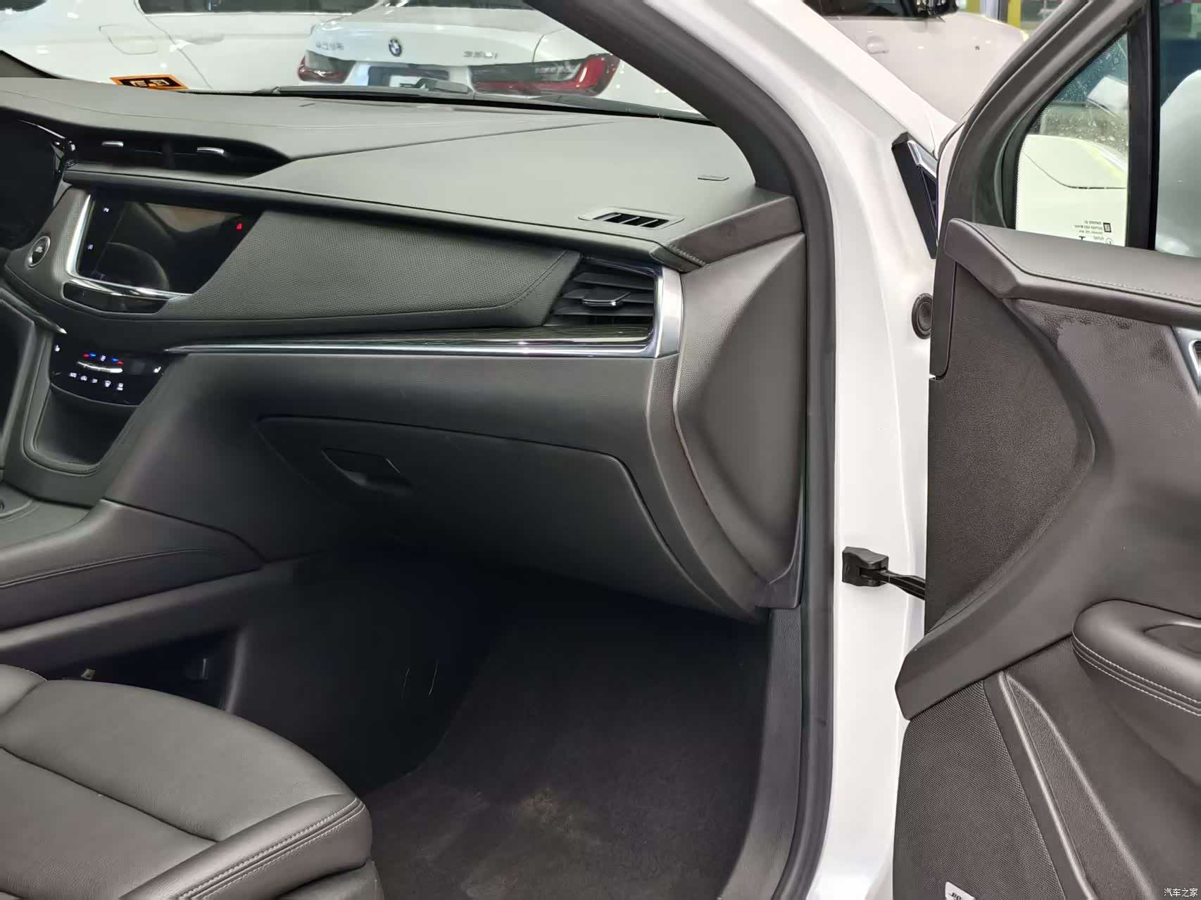 Cadillac XT5, 2021 12