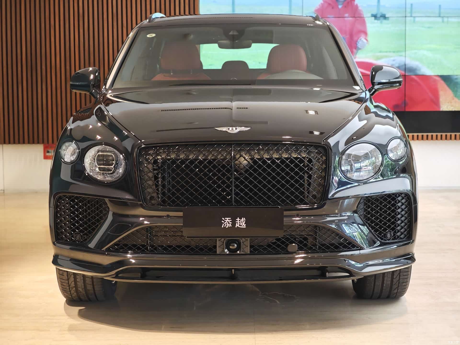 Bentley Bentayga, 2024 2
